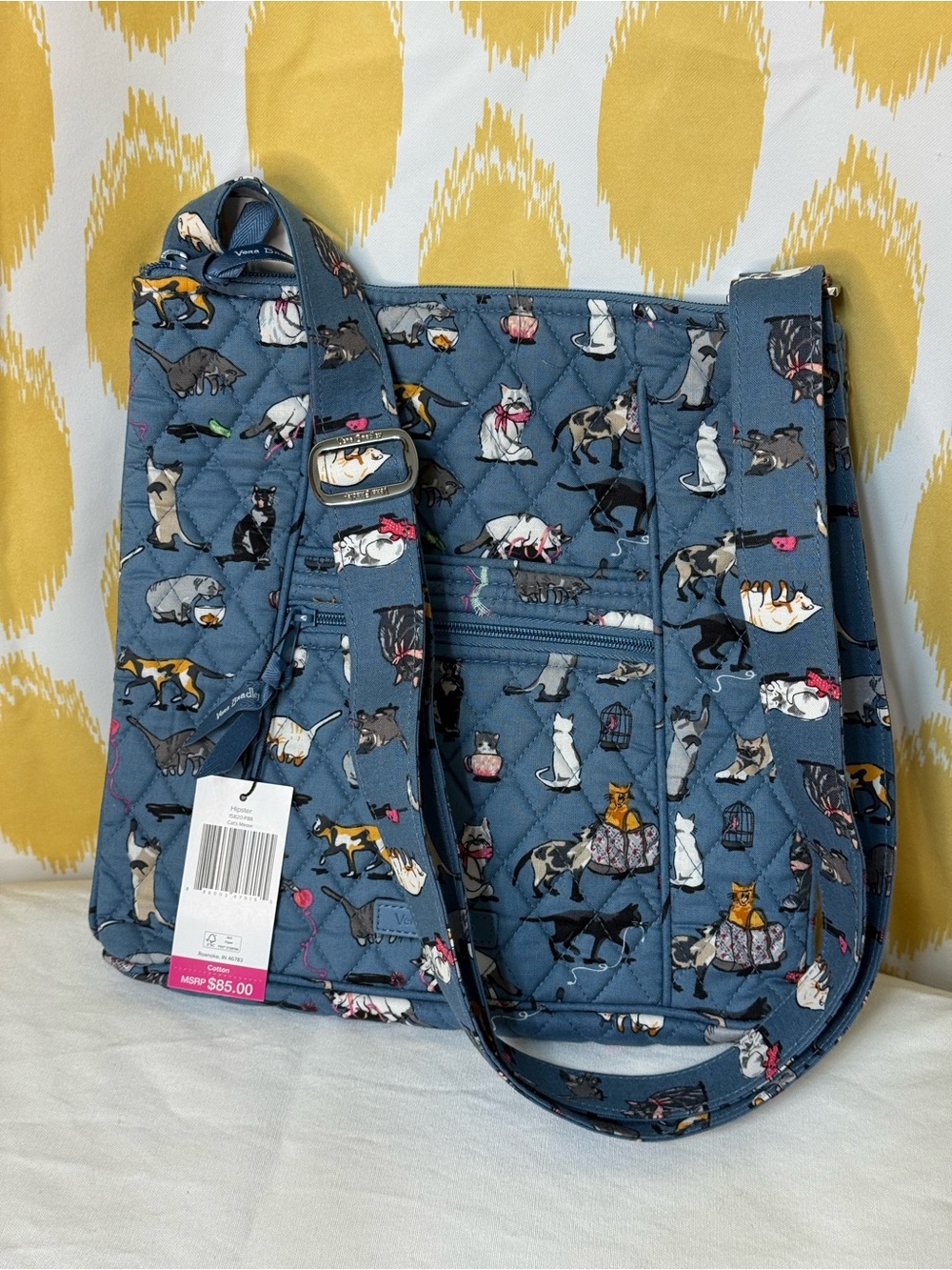 Quilted Crossbody Bag with Playful Cat Print - Blue